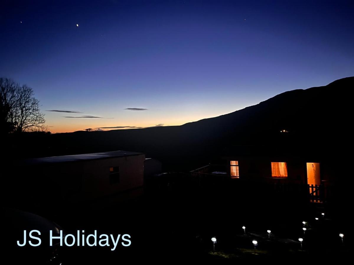 Js Holidays The Westmorland Lagganhouse