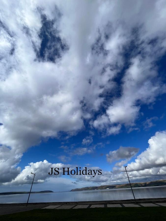Apartment Js Holidays The Westmorland Lagganhouse *